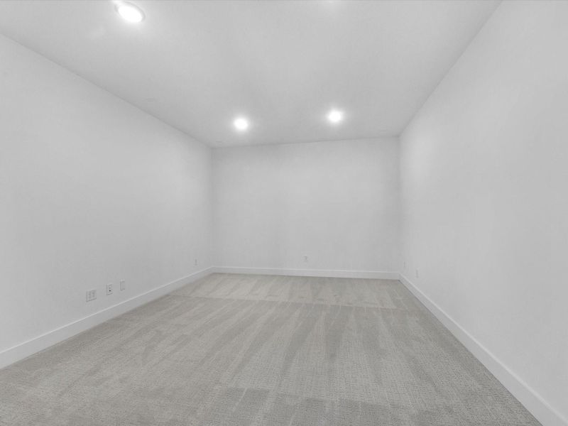 Spacious, unfurnished interior of a new home in Woodson’s Reserve, Spring (Image 21).