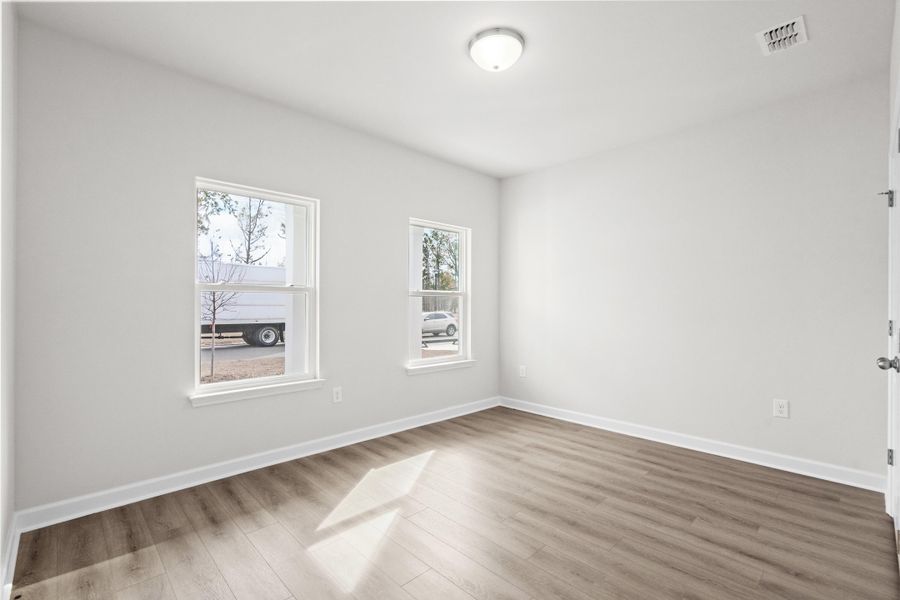 Spacious, unfurnished interior of a new home in Watson Hill, Summerville (Image 23).