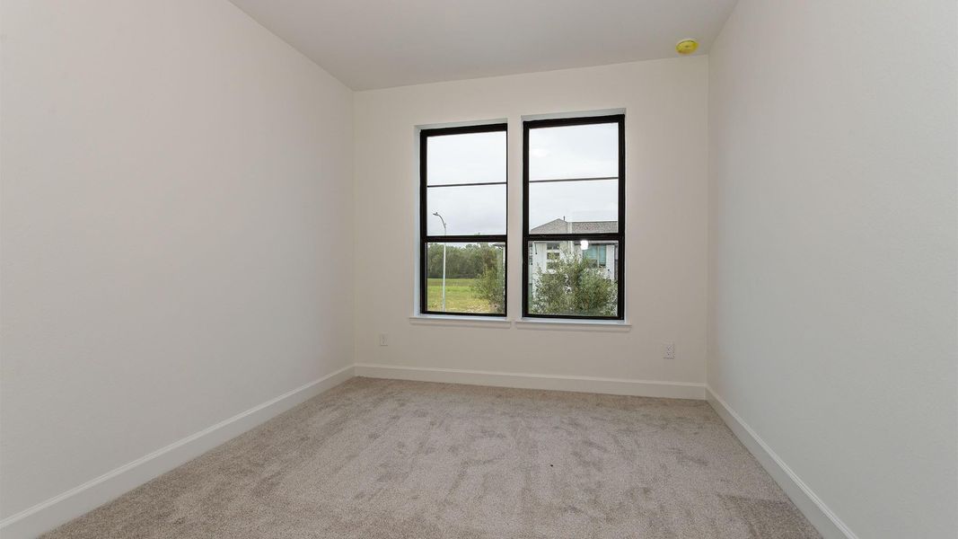 Spacious, unfurnished interior of a new home in Candela, Richmond (Image 7).