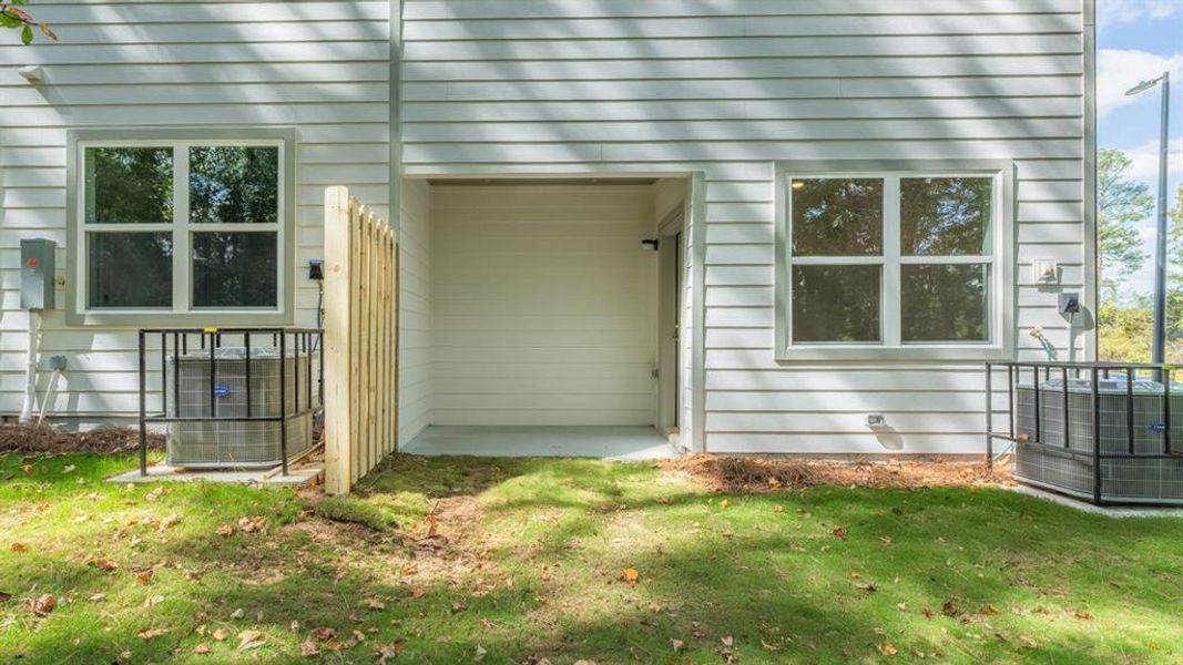 Exterior details and patio area of a home in Benteen Reserve, Atlanta (Image 2).