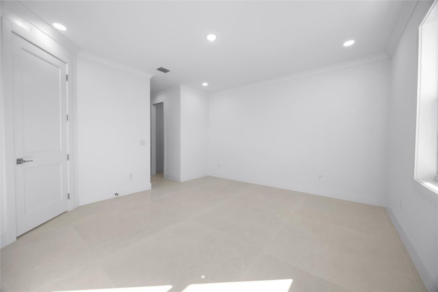 AI Enhanced/Virtually Staged AI Enhanced/Virtually Staged