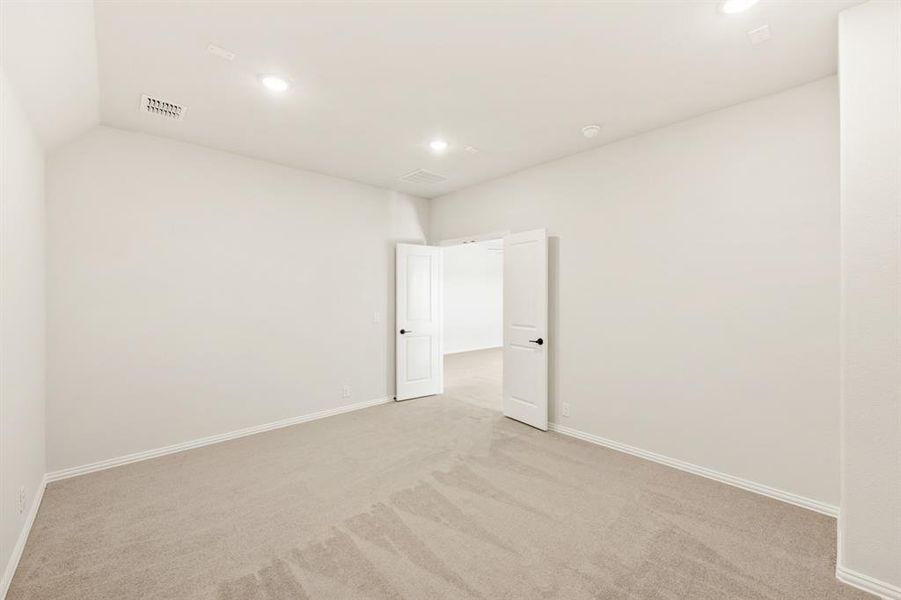 Spacious, unfurnished interior of a new home in Parks at Panchasarp Farms, Burleson (Image 31). Spacious, unfurnished interior of a new home in Parks at Panchasarp Farms, Burleson (Image 31).
