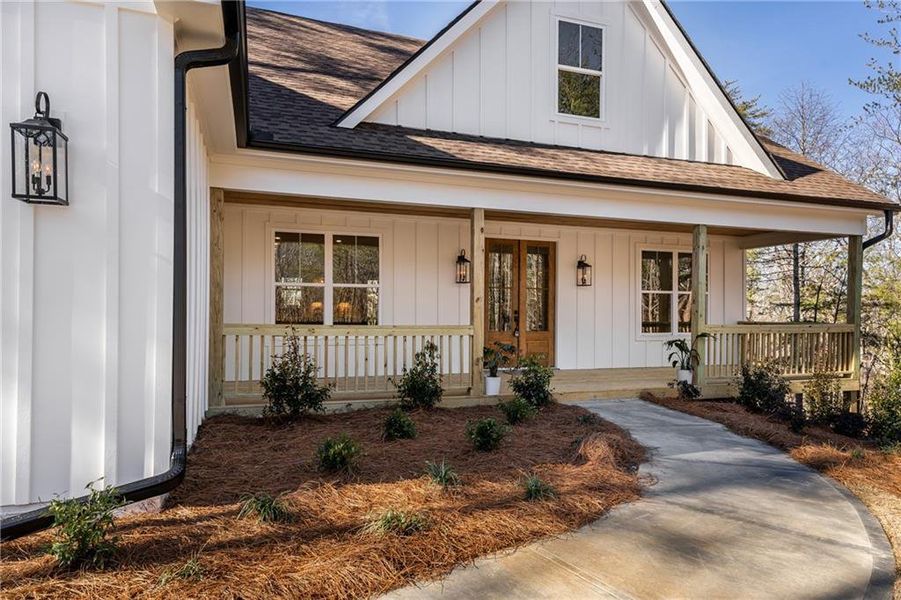 Exterior details and patio area of a home in , Jasper (Image 27).
