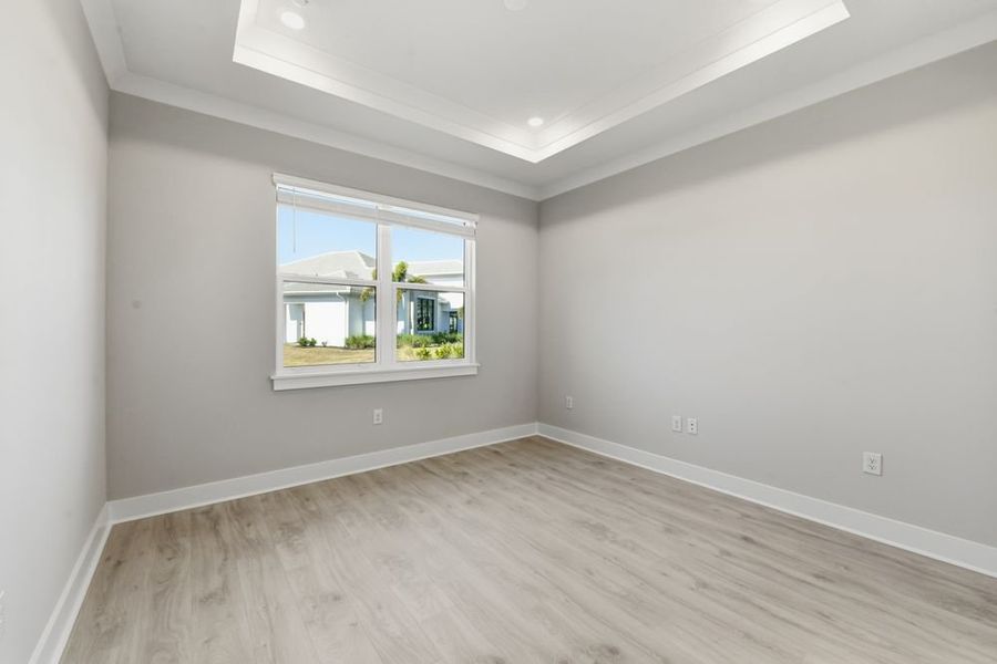Spacious, unfurnished interior of a new home in Esplanade at Azario Lakewood Ranch, Bradenton (Image 10). Spacious, unfurnished interior of a new home in Esplanade at Azario Lakewood Ranch, Bradenton (Image 10).