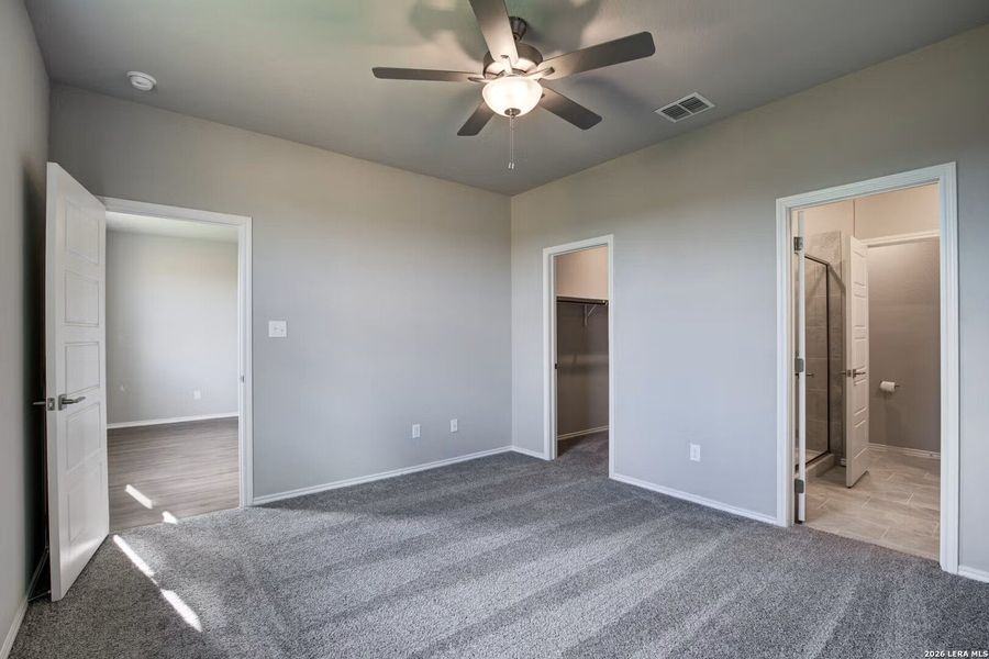 Spacious, unfurnished interior of a new home in Agave, San Antonio (Image 16). Spacious, unfurnished interior of a new home in Agave, San Antonio (Image 16).