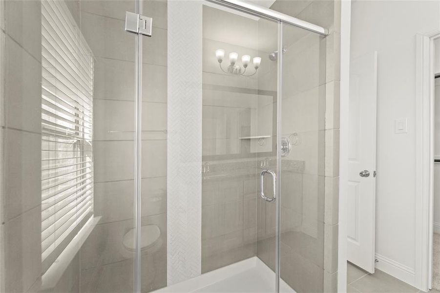 13_1072 Happy Holly, Lavon 13_1072 Happy Holly, Lavon