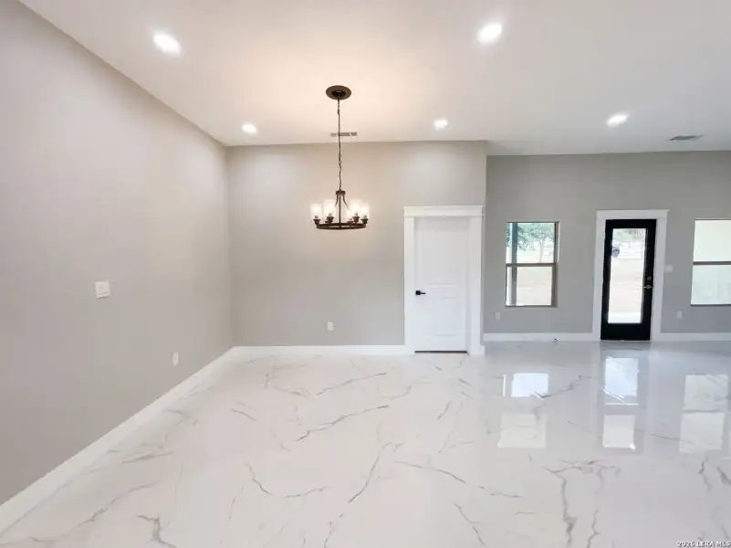 Spacious, unfurnished interior of a new home in , Lytle (Image 14).
