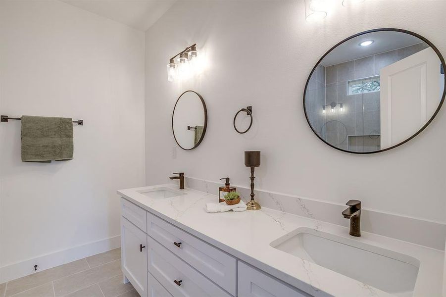 Furnished interior view inside a new home in , Fort Worth (Image 30). Furnished interior view inside a new home in , Fort Worth (Image 30).