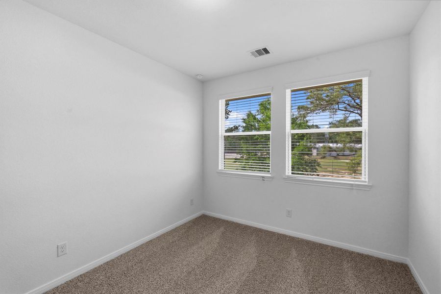 Spacious, unfurnished interior of a new home in Woodforest, Montgomery (Image 18).