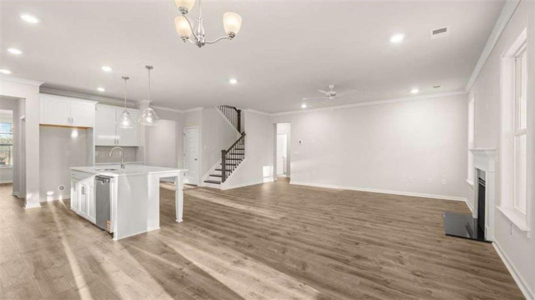 Spacious, unfurnished interior of a new home in Water Oak Estates, Lawrenceville (Image 36).