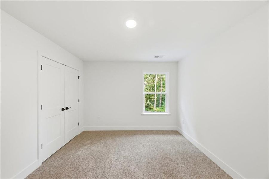 Spacious, unfurnished interior of a new home in Tuscany Hills, Douglasville (Image 39). Spacious, unfurnished interior of a new home in Tuscany Hills, Douglasville (Image 39).