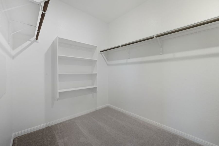 Spacious, unfurnished interior of a new home in Emory Crossing 50s, Hutto (Image 15).