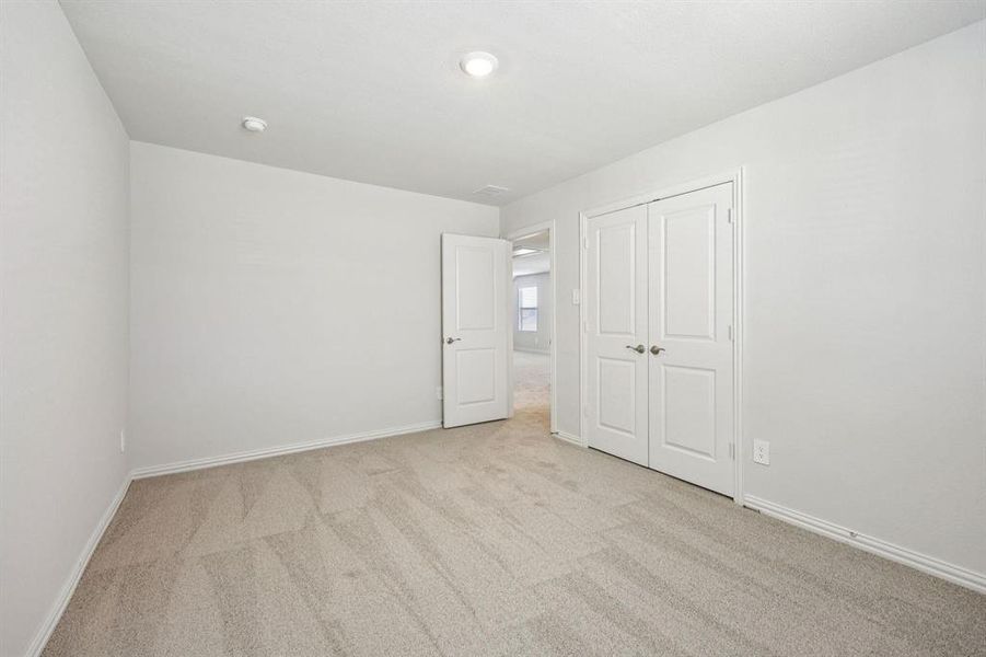 Spacious, unfurnished interior of a new home in Lakehaven - Spring Series, Farmersville (Image 33).