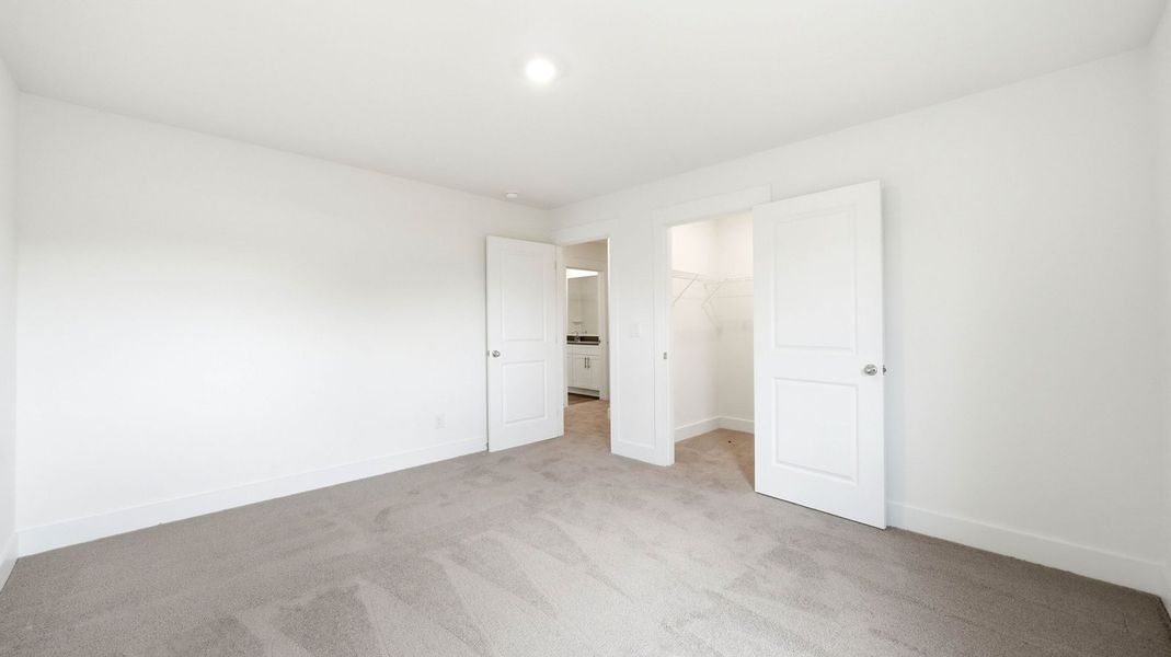 Spacious, unfurnished interior of a new home in Fieldcrest Acres, Blountville (Image 26). Spacious, unfurnished interior of a new home in Fieldcrest Acres, Blountville (Image 26).