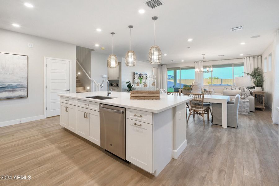 KITCHEN GREAT ROOM