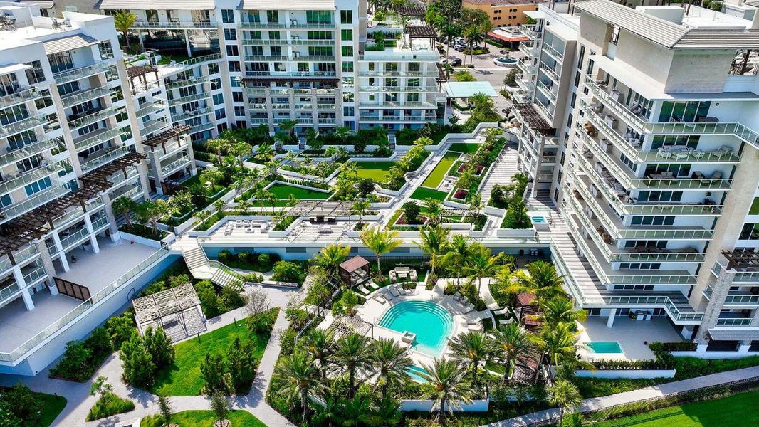 220 SE Mizner Blvd #822 (35)