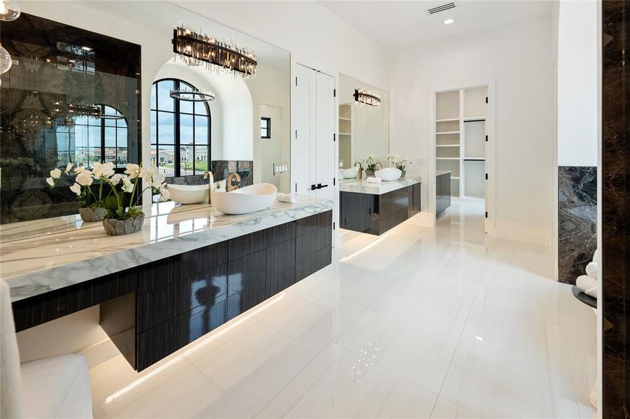 Bathroom featuring modern floating Cabinets and Vanity