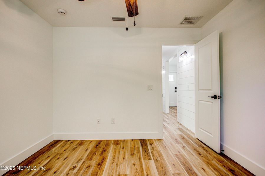 Spacious, unfurnished interior of a new home in , St. Augustine (Image 23).