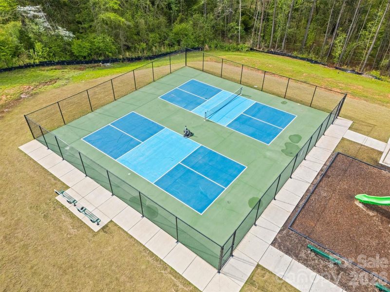 Community amenities in Fergus Crossing, York (Image 31).