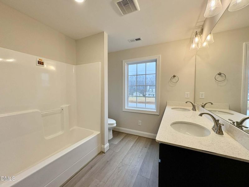 7e57d543-8a48-40cc-b69c-84b194089a46