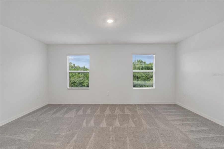 Spacious, unfurnished interior of a new home in , Ruskin (Image 10).