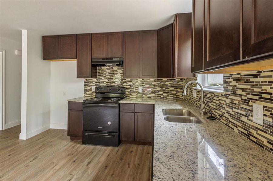 Furnished interior view inside a new home in , Mabank (Image 9). Furnished interior view inside a new home in , Mabank (Image 9).