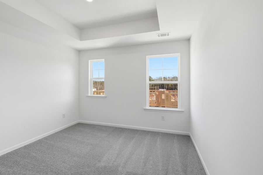 Spacious, unfurnished interior of a new home in Auburn Glen, Dacula (Image 19).