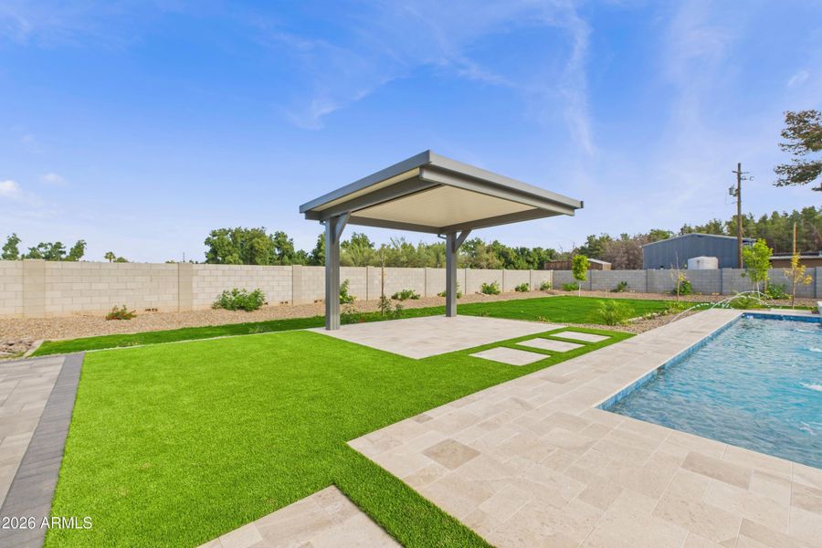 CAM06090G6-PR0010-STILL003