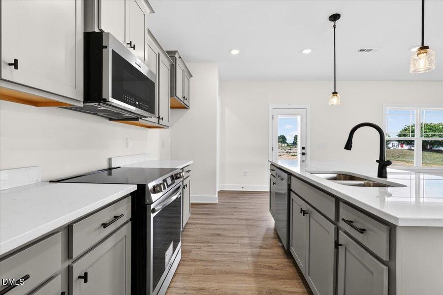 23-102 Brighton St-23 23-102 Brighton St-23