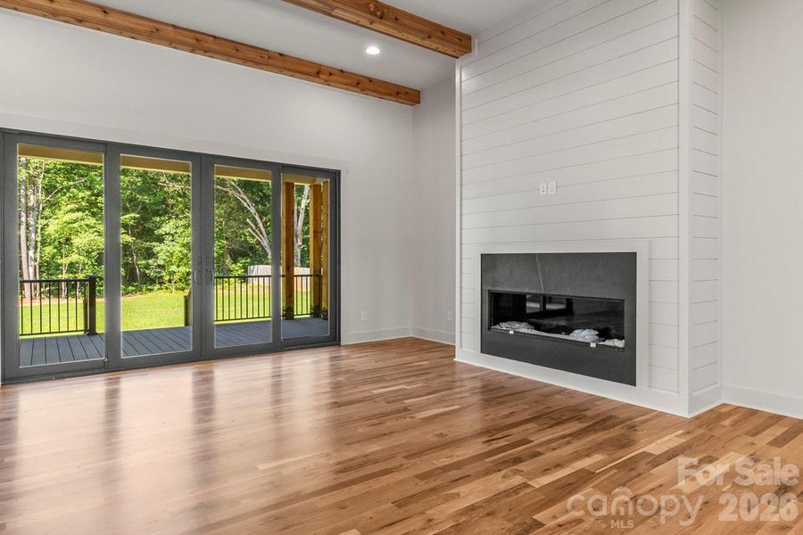Spacious, unfurnished interior of a new home in , Lincolnton (Image 42).