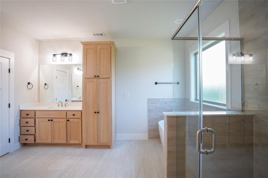 Furnished interior view inside a new home in , Springtown (Image 4).