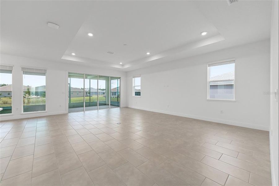Spacious, unfurnished interior of a new home in , Ocala (Image 36).