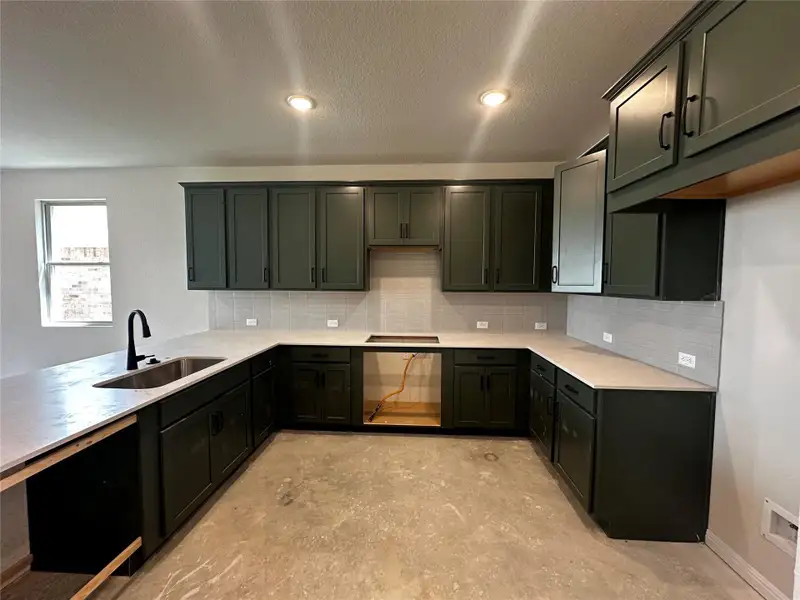 Furnished interior view inside a new home in Berry Creek Highlands, Georgetown (Image 5).