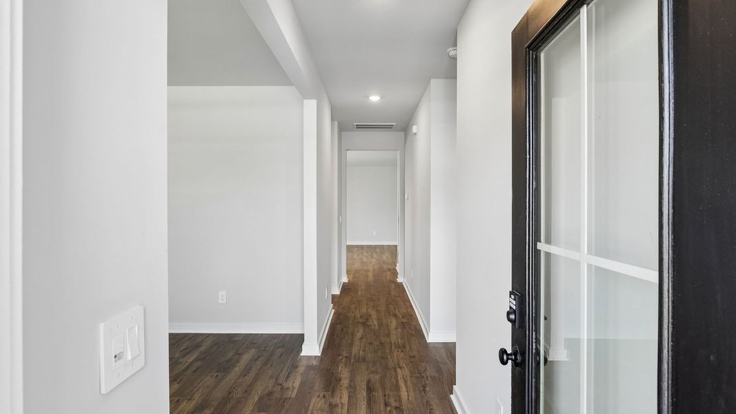 Spacious, unfurnished interior of a new home in Reserve at Hickory Ridge, Columbia (Image 21).