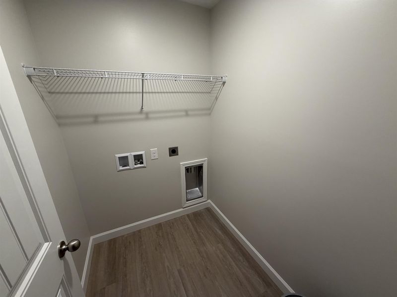 Spacious, unfurnished interior of a new home in Stones Throw, Inman (Image 14).