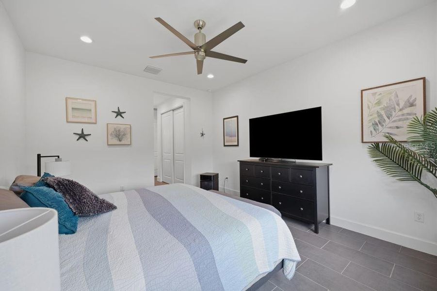 Furnished interior view inside a new home in , Wesley Chapel (Image 14).