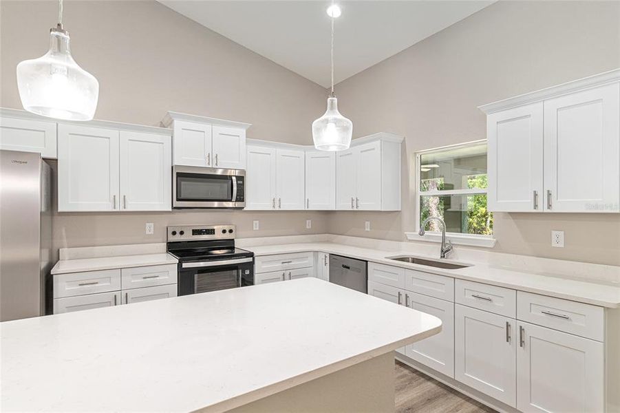 Furnished interior view inside a new home in , Dunnellon (Image 7).