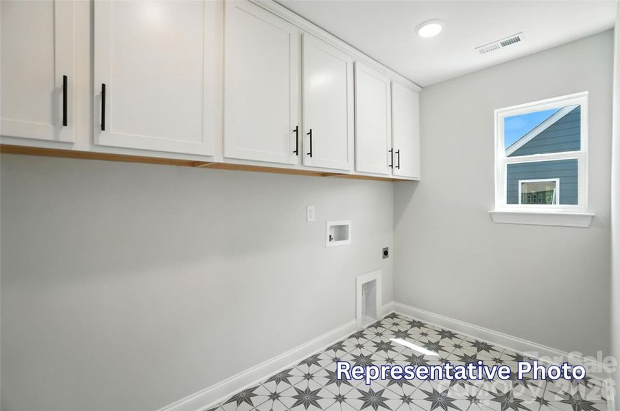 Spacious, unfurnished interior of a new home in Enclave at Riverdale, Huntersville (Image 34).