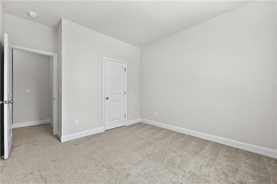 Spacious, unfurnished interior of a new home in , Sugar Hill (Image 41).