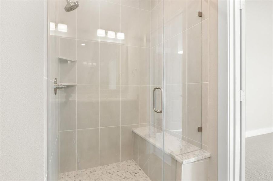 020-20242617SaintHelenaLane-GrandPrairie-TX-75045-PrimaryBathroom.jpg-SMALL 020-20242617SaintHelenaLane-GrandPrairie-TX-75045-PrimaryBathroom.jpg-SMALL