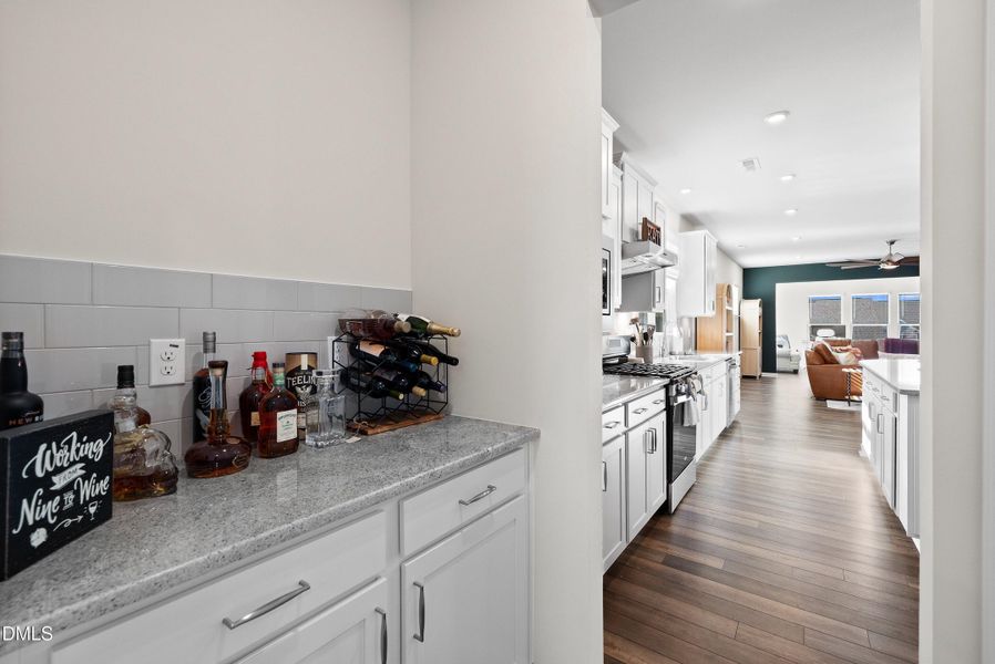 25-2501 Friars Head _9400