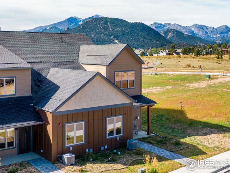 Level entry and main floor living!