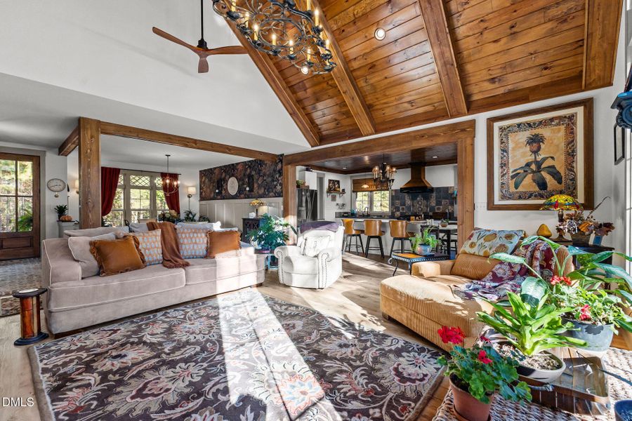 14-web-or-mls-AZ3A8416