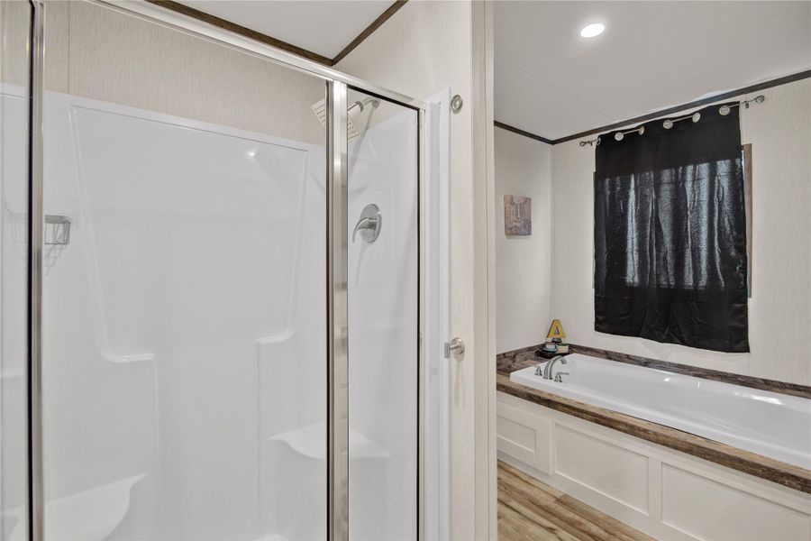 Furnished interior view inside a new home in , Brazoria (Image 15).