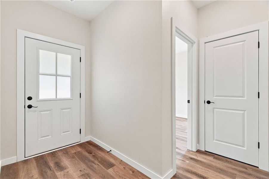 Spacious, unfurnished interior of a new home in , Talking Rock (Image 18).