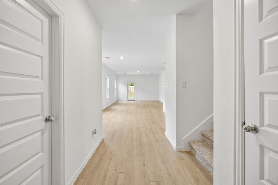 Spacious, unfurnished interior of a new home in Magnolia Springs, Montgomery (Image 14). Spacious, unfurnished interior of a new home in Magnolia Springs, Montgomery (Image 14).