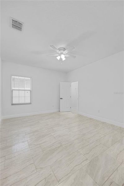 Spacious, unfurnished interior of a new home in , Maitland (Image 13).