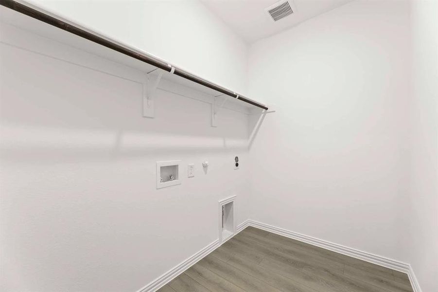 Image 25 of a home in Gateway Parks. Image 25 of a home in Gateway Parks.