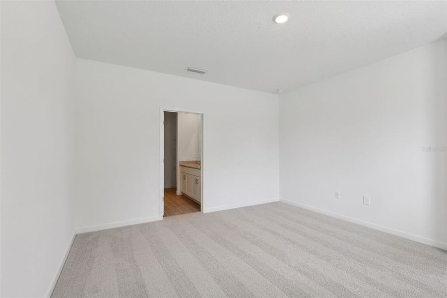 Spacious, unfurnished interior of a new home in Flagler Village - Classic Series, Palm Coast (Image 30).