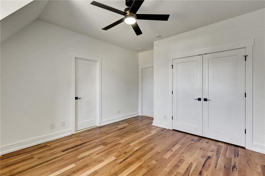 Spacious, unfurnished interior of a new home in , Gainesville (Image 49).